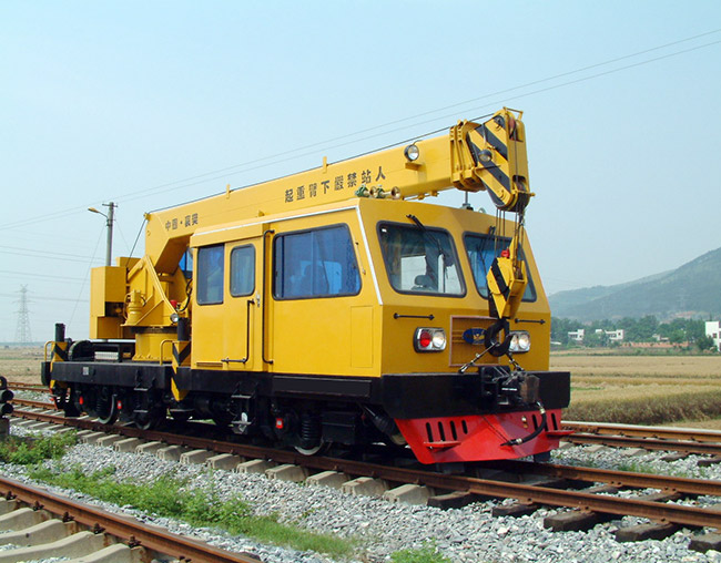 16 tons railway crane at working site