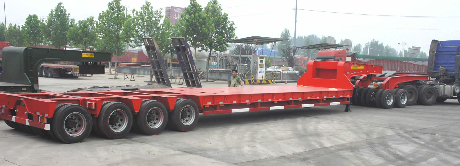 Low bed trailer