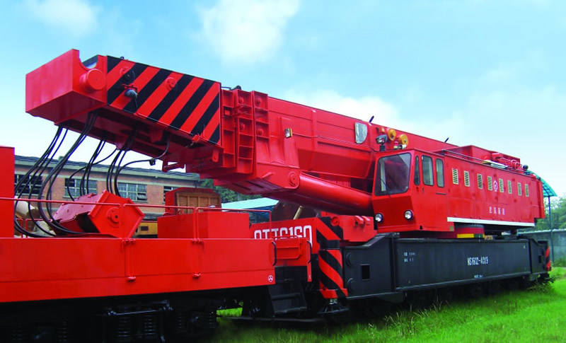 160 tons railway wrecking crane in the storage yard