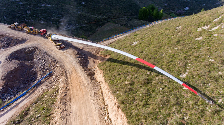 Windmill blade is difficult to transport